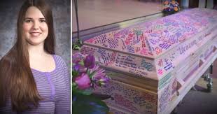 Woman shares pictures of her opium addict sister in a coffin. Teen S Casket Is Signed As A Tribute After She Dies From Cancer