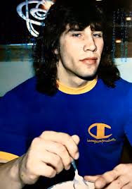 🎙️ Patrick Vieira: "I was working with Roy Keane as a pundit during the  EUROs. After one of the games, we decided to go get some ice cream. Some  fans couldn't believe