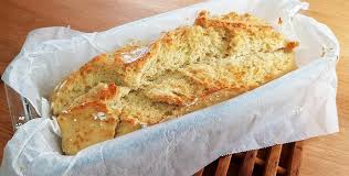 Las levaduras pertenecen al reino de los hongos y la diferencia radica en si son de tipo activo e inactivo, es decir, por un lado se encuentra la levadura de cerveza, entre otras. Pan De Molde Casero Una Receta Simple Para Cocinar Sin Levadura Guioteca