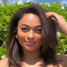 Grace Deputy's Instagram, Twitter & Facebook