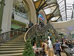 It handles about 148.1 million passengers annually according to the estimates of the sncf in 2018. Buffet De La Gare De Lyon Soundlandscapes Blog