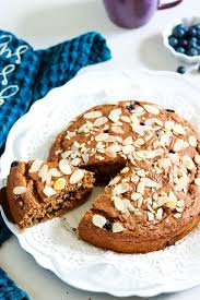 Clio offers many flavors of greek yogurt bars, including peanut butter, vanilla, honey, hazelnut, blueberry, and espresso. Healthy Low Fat Blueberry Lemon Cake Vegan Sugarlovespices