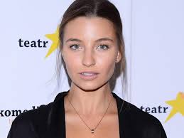34,425 likes · 11 talking about this. To Juz Oficjalne Julia Wieniawa I Nikodem Rozbicki Sa Para