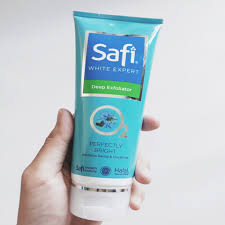 Oleh itu penggunaan scrub pada kulit muka sangat penting dalam mempercepatkan penyingkiran sel kulit mati. Impikan Wajah Glowy Di Hari Raya 10 Skrub Muka Ini Pilihan Terbaik Tampil Flawless Hijabista