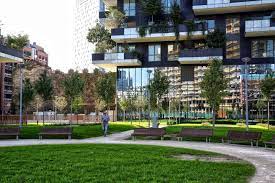 .zona isola, a due passi dalla metropolitana m3 zara!al terzo piano di una palazzina depoca, proponiamo in vendita un bilocale di 50mq circa, composto da: Trilocale Zona Isola