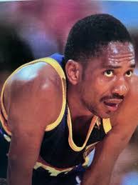 Doug Moe's Instagram, Twitter & Facebook