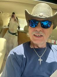 Best former teammate moment of Braves series with Jurickson Profar