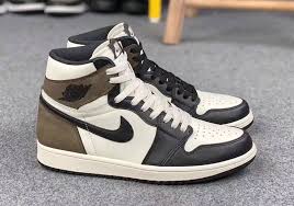 Air Jordan 1 Retro High Og Dark Mocha 555088 105 Release Date Nice Kicks Air Jordans Sneakers Fashion Womens Shoes Sneakers
