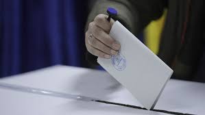 Am cerut autorităţii electorale permanente să extindă termenul pentru înscrierea românilor din străinătate în registrul electoral, pentru a creşte numărul celor care pot vota prin corespondenţă, a spus dăncilă la deschiderea forumului românilor de pretutindeni. Alegerile Locale ParÈiale Pentru Primarii Din 30 De Comune Si Orase Ar Putea Avea Loc Pe 20 Iunie Digi24
