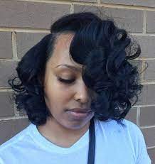 60 Showiest Bob Haircuts For Black Women Wavy Bob Hairstyles Medium Black Hair Hair Styles