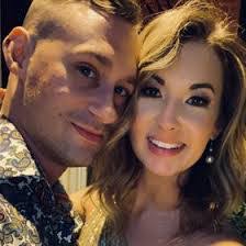 Cassie Jeffries's Instagram, Twitter & Facebook