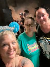 House is clean, fall decor is out, laundry is finished, my salad is ready  for tomorrow's church picnic…. Sundays are my absolute favorite day of the  week spent with people I love