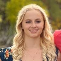 Julie Kindred's Instagram, Twitter & Facebook