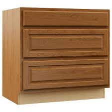 This is my fourth drawer cabinet. Hampton Bay Hampton Assembled 36x34 5x24 In Pots And Pans Drawer Base Kitchen Cabinet In Medium Oak Kdb36 Mo The Home Depot