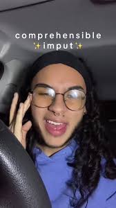 Respuesta a @Andrea Los canales que menciono en el video no son canales que  enseñen ingles como tal, pero hablan de temas interesantes entonces al ver  cosas que le gustan y me interesan, no solo me ...