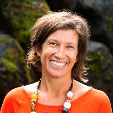 Laila Ahadi Akhlaghi