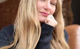 Lori Ethier's Instagram, Twitter & Facebook