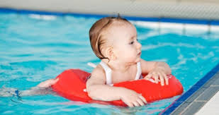 Memahami Usia Yang Tepat Bayi Belajar Renang Cantik Tempo Co