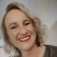 7 "Mae Schaefer" profiles