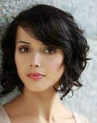 Awesome wonderful haircuts short for curly hair and heart shaped … Pin On Hairstyles