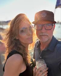 BALBOA ISLAND• • VacayGetaway 🌴 • @mollymarieswing •