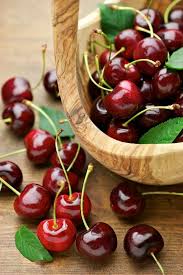 Premieres Cerises Le Cottage De Gwladys Fruits Et Legumes Fruits Frais Recettes Riches En Fibres