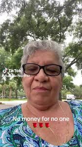 Lona Smith (@lonasmith277)