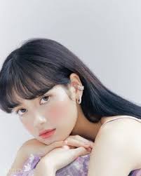 21 THIÊN THẦN GỐC THÁI LISA (BLACKPINK) ý tưởng