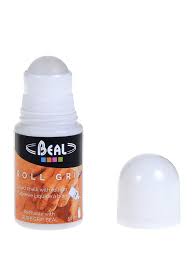Magnezja w kremie znakomicie sprawdzi się również jako podkład pod sypką magnezję. Magnezja W Plynie Z Dozownikiem Beal Roll Grip 50 Ml 8a Pl