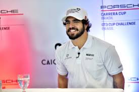 O ator caio castro é apaixonado por automobilismo e decidiu profissionalizar a paixão: Caio Castro Fica Em 12Âº Lugar Em Estreia Como Piloto Profissional Legal Demais 29 05 2021 Celebridades F5