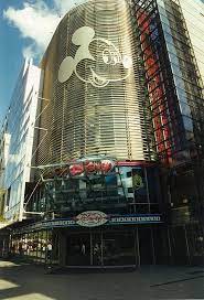 Shop for costumes, clothes, toys, collectibles, decor, movies and more. Datei Disney Store Germany Zeil Jpg Wikipedia