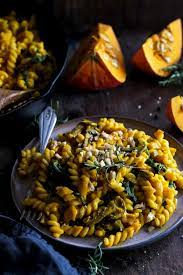 Allow heat from spaghetti to cook the eggs. Vegan Pumpkin Pasta With Spinach And Mushrooms Happy Kitchen