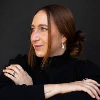 20+ "Minerva Ponce" profiles