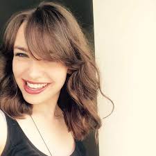 Thieving thug gets more then he bargained for after young woman tracks him  down to Temple Bar and wrestles him to ground