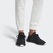 Black And White Adidas Running Shoes Adidas Swift Run Shoes Black Adidas Us In 2020 Adidas Outfit Shoes Black Adidas Shoes Adidas Originals Women