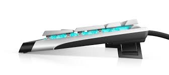 I sure love the look of the white keyboard. Dell Revives Alienware Mechanical Keyboard Line With Low Profile Aw510k Budget Aw310k