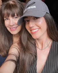 Terri Abel's Instagram, Twitter & Facebook