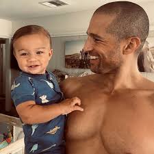 Life is like chess. If you want to be successful, always be 5 moves ahead  of the rest.” — Don Bellamy • • Tonight