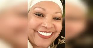 Robin Langston's Instagram, Twitter & Facebook