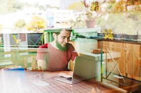 Die arbeit als texter/in, webdesigner/in, datenanalyst/in oder telefonist/in. Arbeiten Von Zuhause Die Besten Home Office Jobs