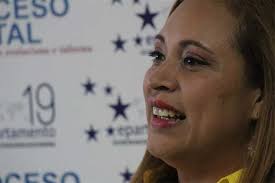 Oportunidades para la mujer y la salud, pilares de la presidenciable del  Frente Amplio