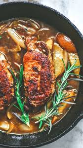 Pan Fried Pork Chops With Pear And Ginger Sauce Skillet Pork Chops Recipe Pan Fried Pork Chops Healthy Pork Chops Fried Pork Chops