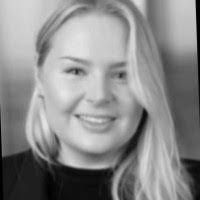 Renee Paulsen's Instagram, Twitter & Facebook