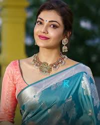 Kajal Agarwal Best Saree .....😍😍. 👉 1099/- RS Ship Free India... ✍️.  Order Book What's app +91 81-53-95-40-73. 👉COD Available India... . .  #kajalaggarwal @dress.bazzar @saree_collaction @dress.house1  @designer.cloth.collection #silksaree ...