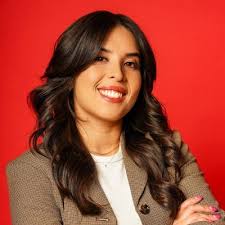 Ahh excited to share this one! For our second ever Artist Series Collab we  partnered with Chicago's iconic street artist, Sentrock,