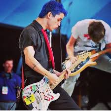 Tbt 1994 Woodstock Blackshirt Redtie Bluehair Mud Blueguitar Suckit Billie Joe Armstrong Green Day Woodstock Concert