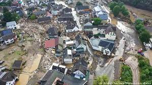 Η τραγωδία δεν έχει τέλος στη γερμανία που συνεχίζει να μετράει τις πληγές τις από τις φονικές και καταστροφικές πλημμύρες. Mzflnevlksk 4m