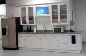 In my kitchen the cabinets are white but i am thinking now to paint them. Kitchens With White Cabinets