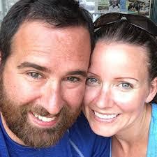 Amanda Levesque's Instagram, Twitter & Facebook