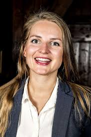 Carina (33) gir Ingrid Aune æren for fast jobb